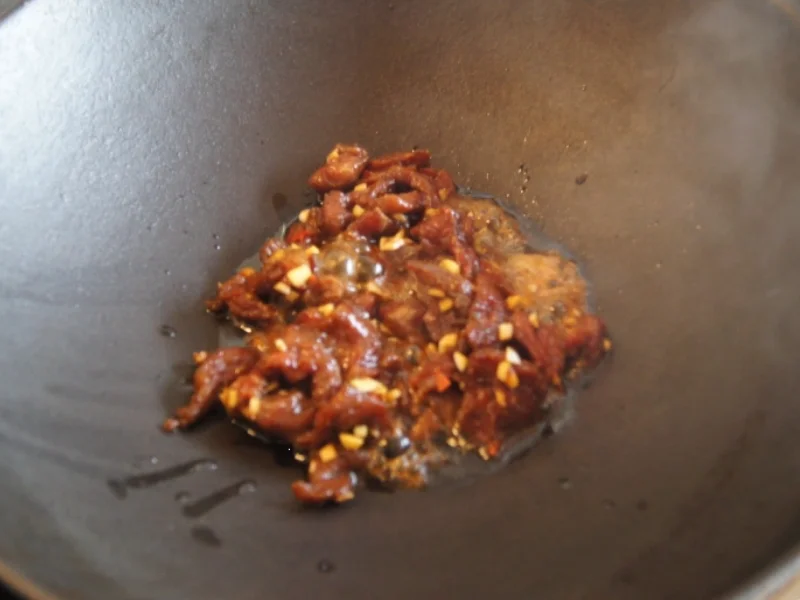 Rezept: Rindfleischsuppe im Wok mit Gemüse und Reisnudeln Bild Nr. 2361 Rindfleischsuppe im Wok mit Gemüse und Reisnudeln - Rezept - Bild Nr. 2361