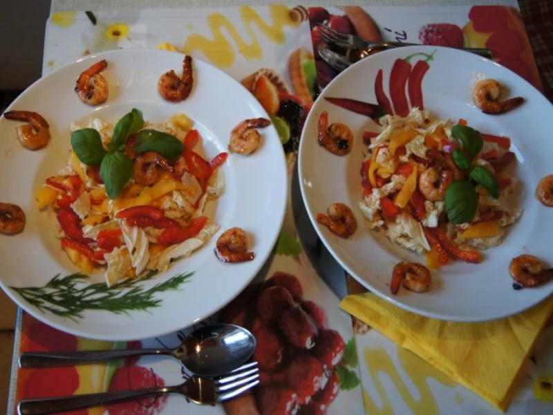 Asiatischer Salat mit Party Crevetten - Rezept - Bild Nr. 2372