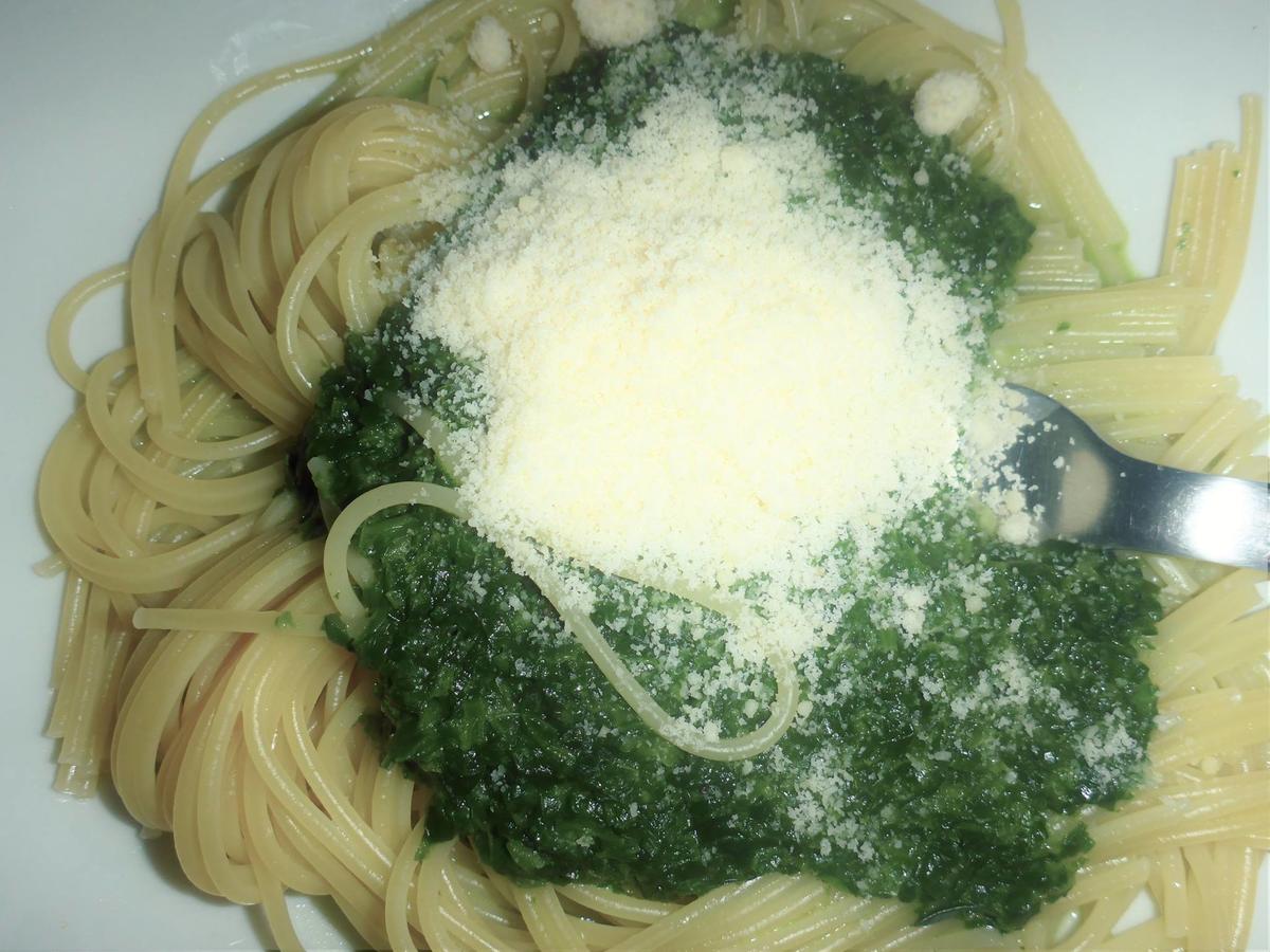 Spaghetti mit Sahnespinat und Parmesan a la Britta - Rezept - Bild Nr. 2366