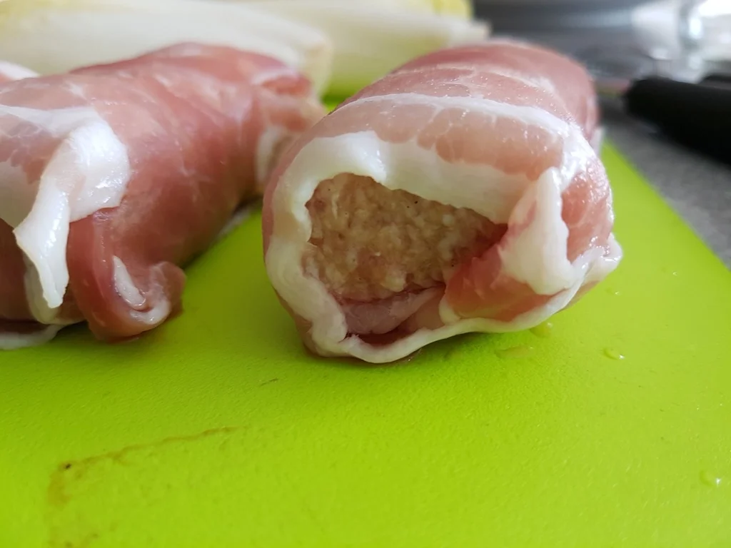 Rezept: Kalbsfarce im Speckkleid à la Biggi Bild Nr. 2368 Kalbsfarce im Speckkleid à la Biggi - Rezept - Bild Nr. 2368