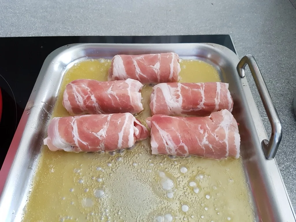 Rezept: Kalbsfarce im Speckkleid à la Biggi Bild Nr. 2369 Kalbsfarce im Speckkleid à la Biggi - Rezept - Bild Nr. 2369