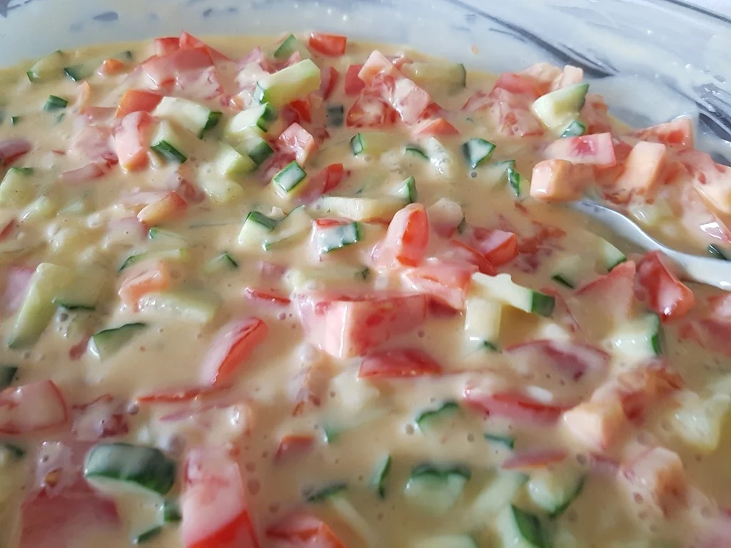 Rezept: Gemischter Salat mit gekochter Eidotter Cremsosse Bild Nr. 2369 Gemischter Salat mit gekochter Eidotter Cremsosse - Rezept - Bild Nr. 2369