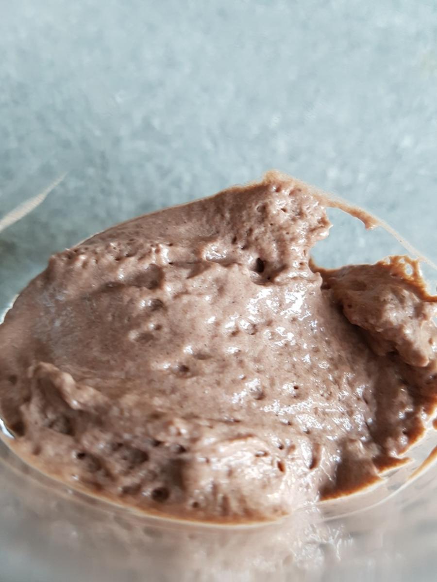 Bilder für Biggi`s Dessert = Nougatcreme mit Amarenakirschen - Rezept