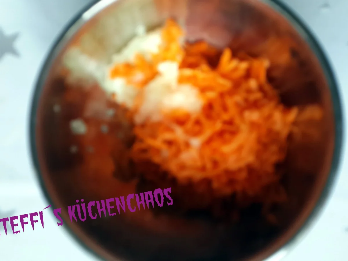 Rezept: Kohlrabi-Möhren-Puffer Bild Nr. 2368 Kohlrabi-Möhren-Puffer - Rezept - Bild Nr. 2368