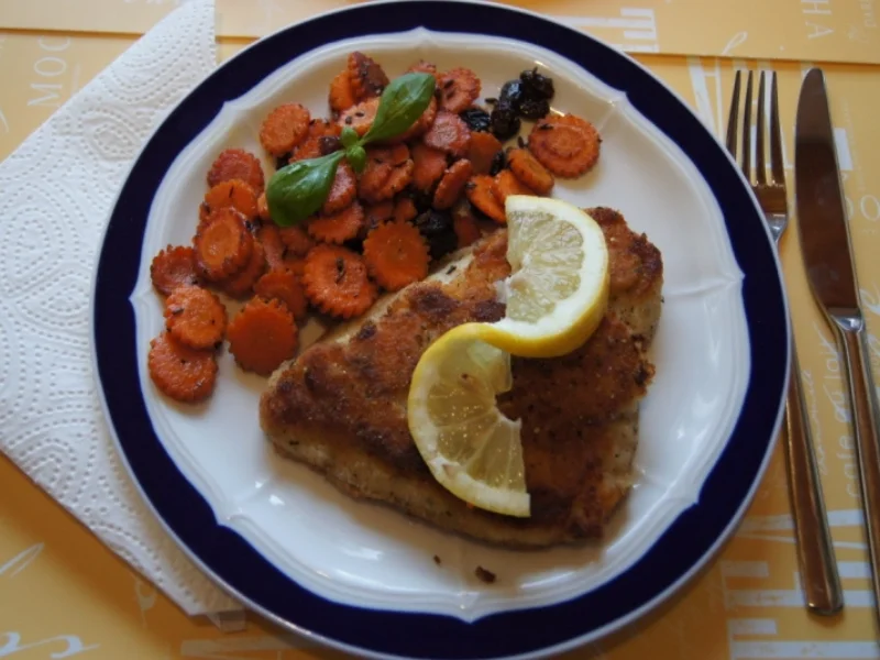 Rezept: Pazifisches Schollen-Filet mit Rosinen-Möhrenblüten Bild Nr. 2388 Pazifisches Schollen-Filet mit Rosinen-Möhrenblüten - Rezept - Bild Nr. 2388