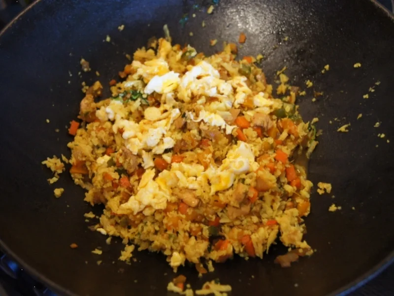 Nasi Goreng mit Curry-Blumenkohl-Reis - Rezept - Bild Nr. 2391