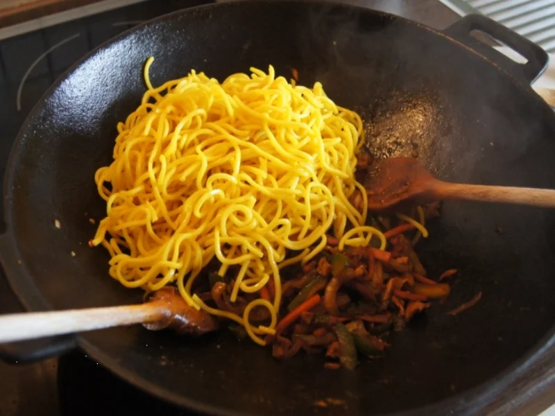 Rezept: Asia Nudelwok Bild Nr. 2384 Asia Nudelwok - Rezept - Bild Nr. 2384