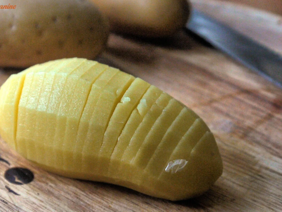 Rezept: Pikante Hähnchenkeule mit scharfen Fächerkartoffeln Bild Nr. 9 Pikante Hähnchenkeule mit scharfen Fächerkartoffeln - Rezept - Bild Nr. 9