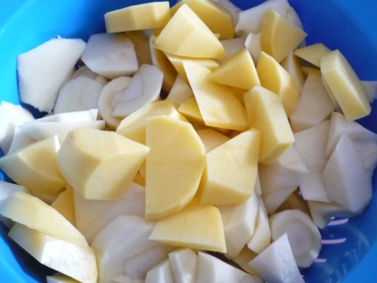 Rezept: Pastinakensuppe Bild Nr. 4 Pastinakensuppe - Rezept - Bild Nr. 4