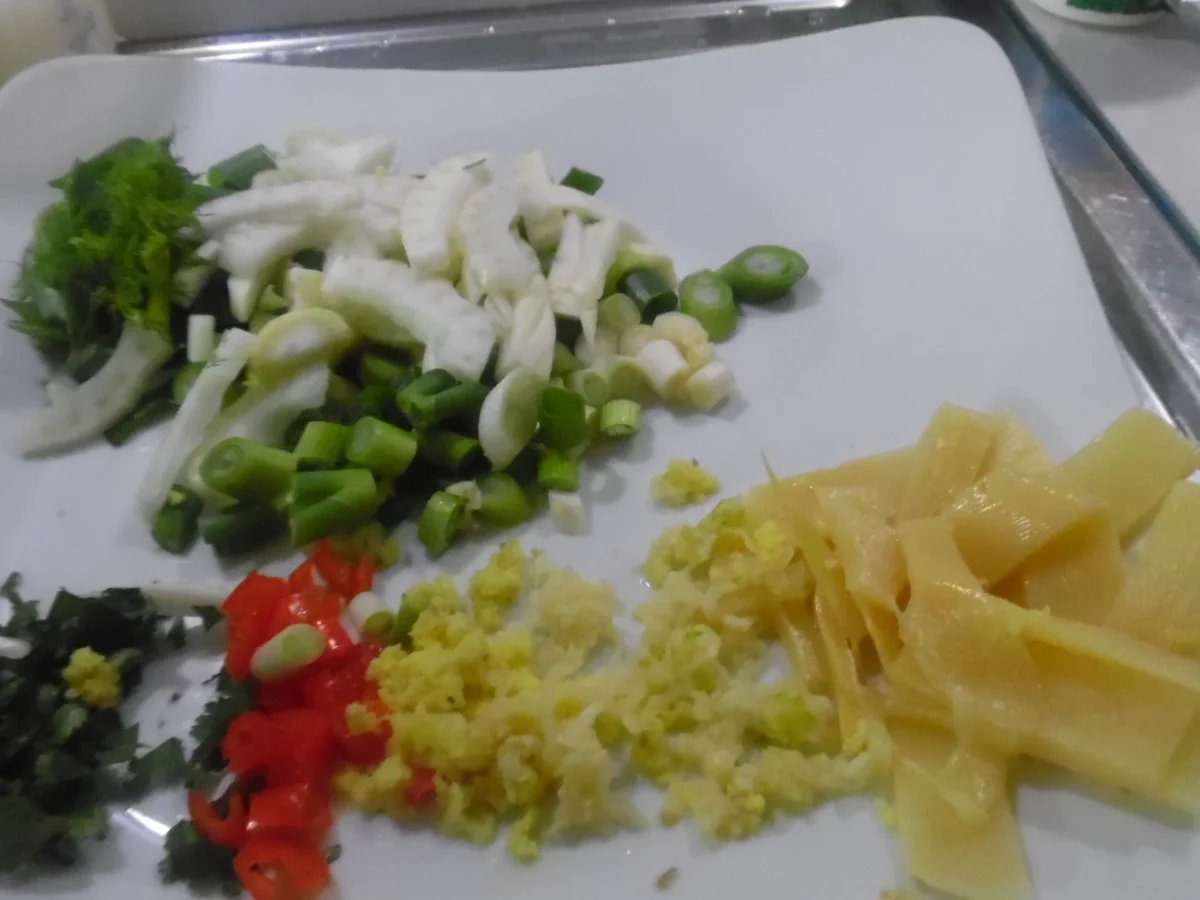 Kabeljau-Filet auf Rahmgemüse mit leicht asiatischem Touch - Rezept - Bild Nr. 2401