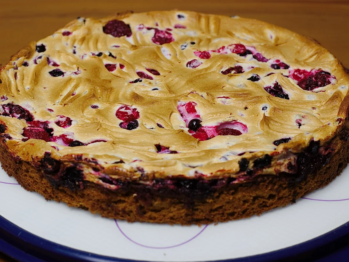 Beeren-Baiser-Kuchen - Rezept - Bild Nr. 2401
