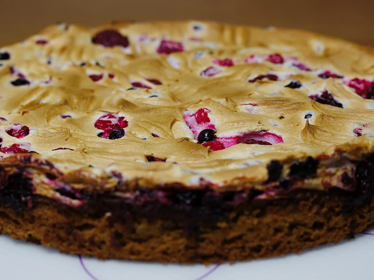 Beeren-Baiser-Kuchen - Rezept - Bild Nr. 2402