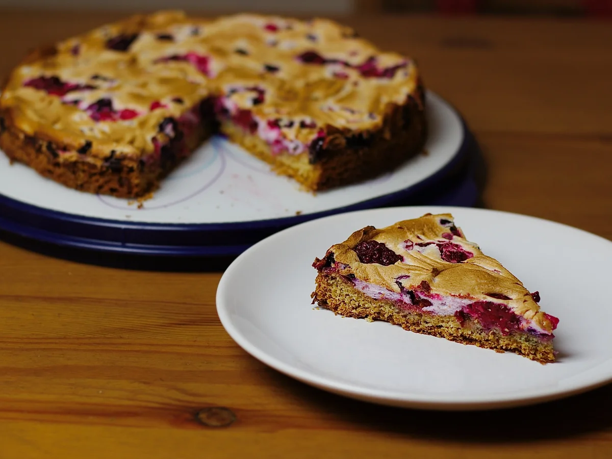 Beeren-Baiser-Kuchen - Rezept - Bild Nr. 2403