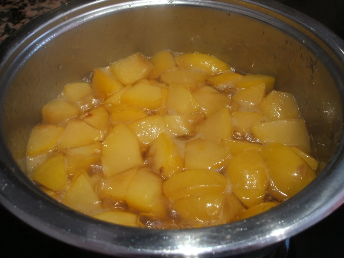 Backen: Österlicher Mandelkuchen mit Pflaumenmus - Rezept - Bild Nr. 2403