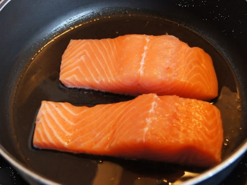 Lachsfilet mit Pimentos auf geschmorten Gemüse - Rezept - Bild Nr. 2404