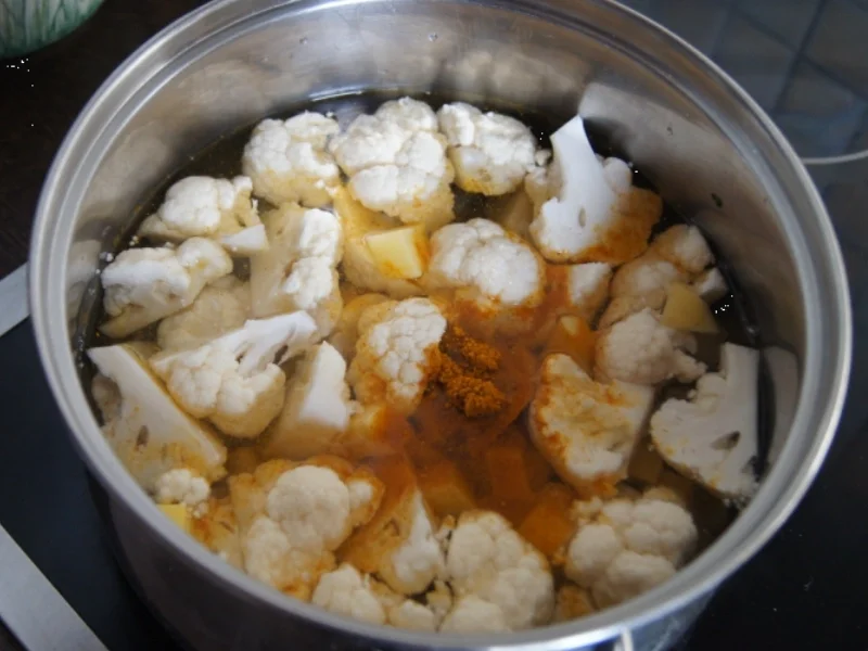 Rezept: Curry Blumenkohlauflauf Bild Nr. 2405 Curry Blumenkohlauflauf - Rezept - Bild Nr. 2405