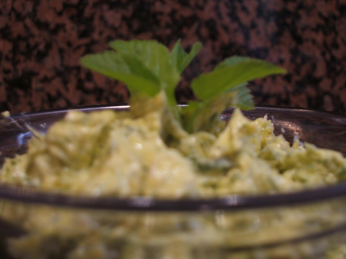 Vorrat GierschPaprikaKnoblauchButter Rezept kochbar.de