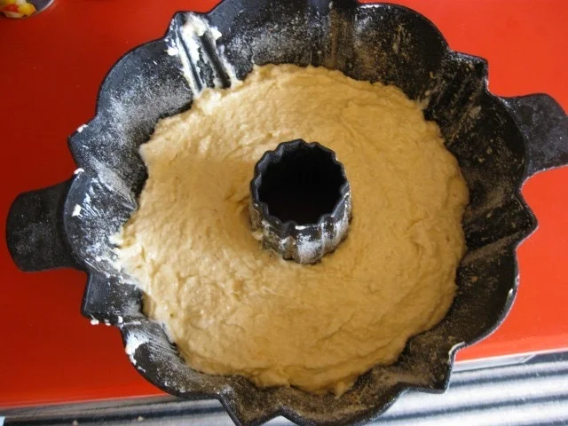 Rezept: Kokos Gugelhupf Bild Nr. 2428 Kokos Gugelhupf - Rezept - Bild Nr. 2428