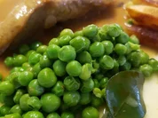 Erbsengemüse mit Minzbuttersosse - Rezept - Bild Nr. 2414