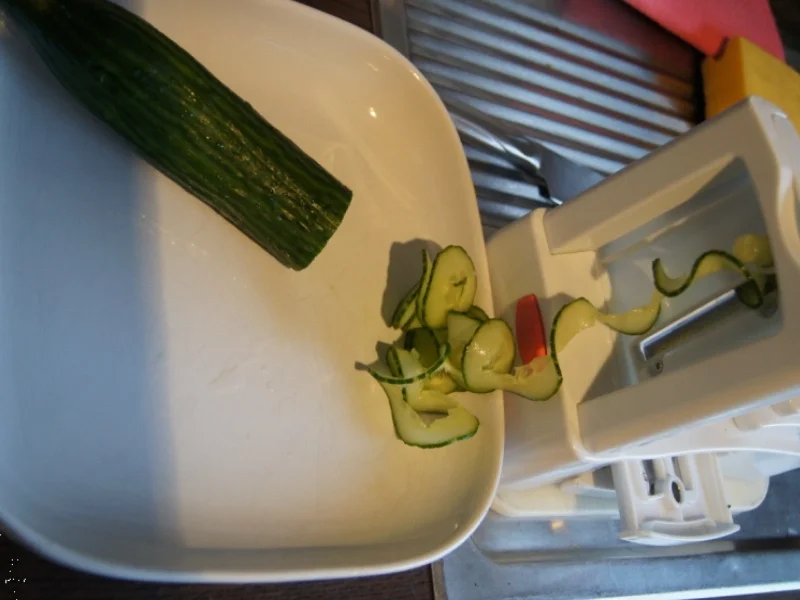 Thailändischer Gurkensalat mit Garnelen - Rezept - Bild Nr. 2433