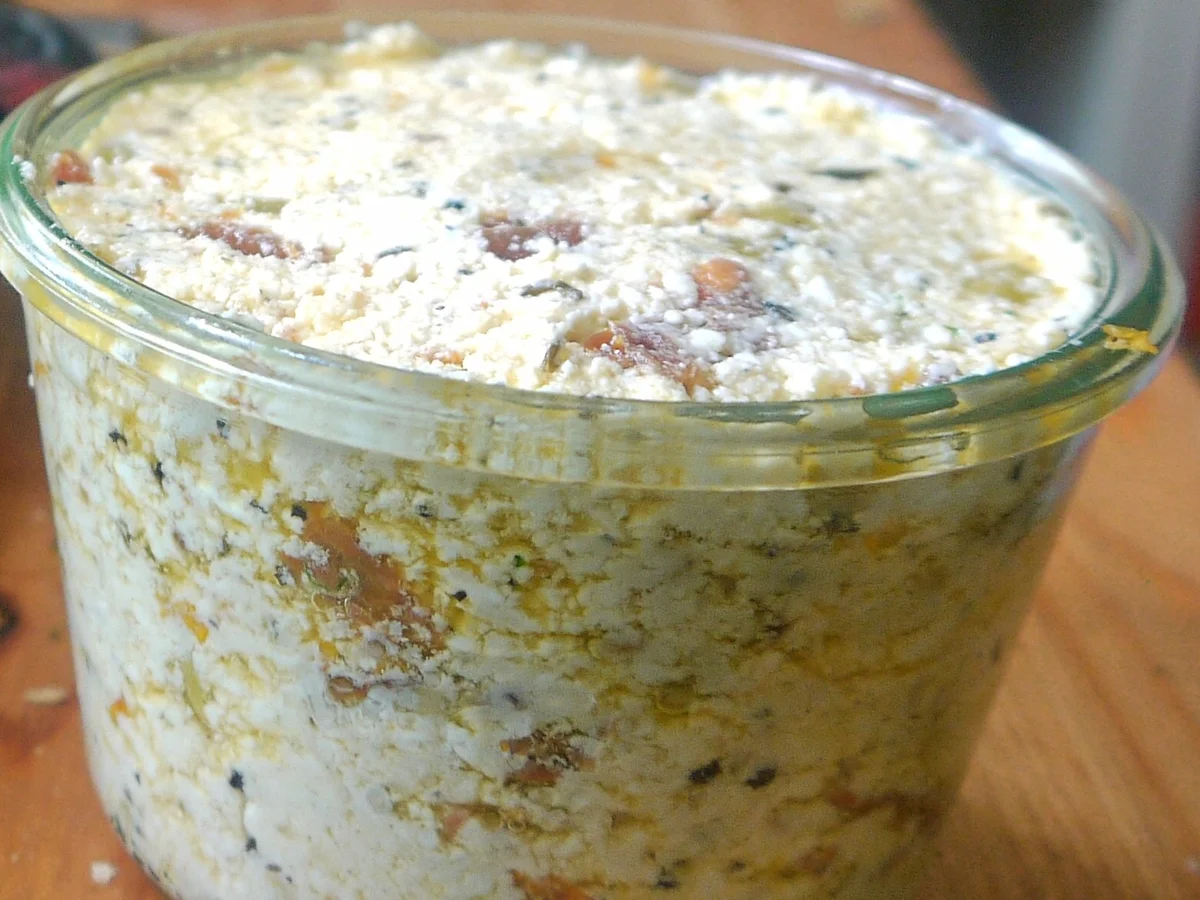 Rezept: Gefüllte Hackfleischröllchen im Baconmantel mit Bärlauch-Kartoffelpüree Bild Nr. 7 Gefüllte Hackfleischröllchen im Baconmantel mit Bärlauch-Kartoffelpüree - Rezept - Bild Nr. 7