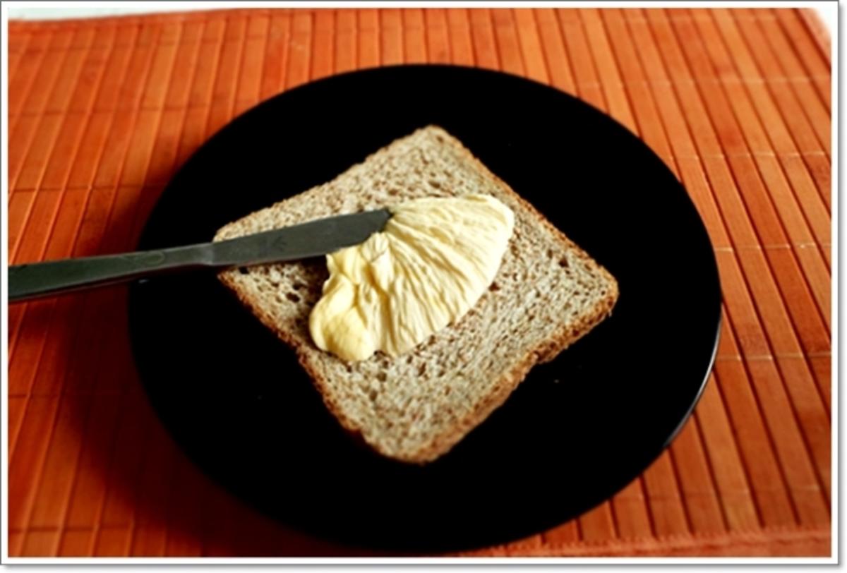 Glücksbringer – Golden Toast mit Eisbergsalat, Eiern und Marienkäfer - Rezept - Bild Nr. 2450
