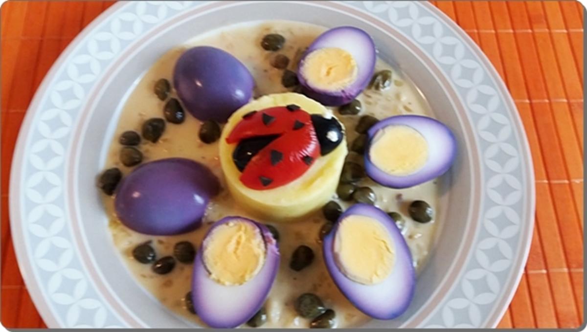 „Marienkäfer“ auf Kartoffeltürmchen und  Violett-Eiern mit       Kapernsauce - Rezept - Bild Nr. 2458