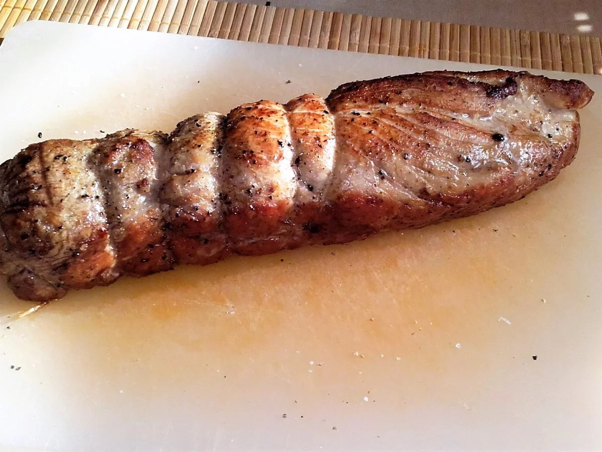 Schweinefilet gefüllt mit Datteln im Speckmantel - Rezept - Bild Nr. 2458