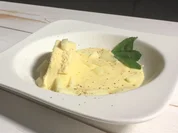 Rezept: Apfelhalbgefrorenes mit einer Vanille-Eierlikörsauce Bild Nr. 2 Apfelhalbgefrorenes mit einer Vanille-Eierlikörsauce - Rezept - Bild Nr. 2