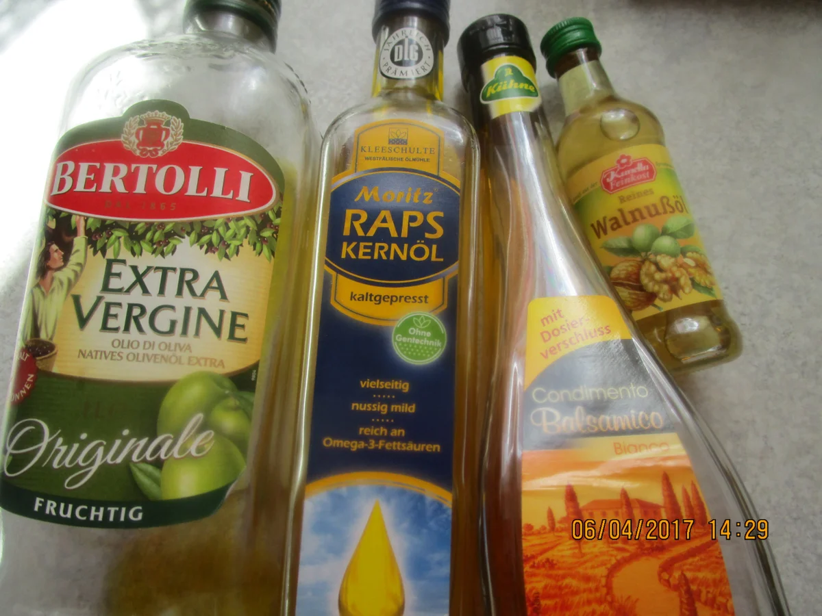 Gebratener Rotbarsch auf Kohlrabi mit Schnittlauch-Vinaigrette und frittierten Kapern - Rezept - Bild Nr. 2469