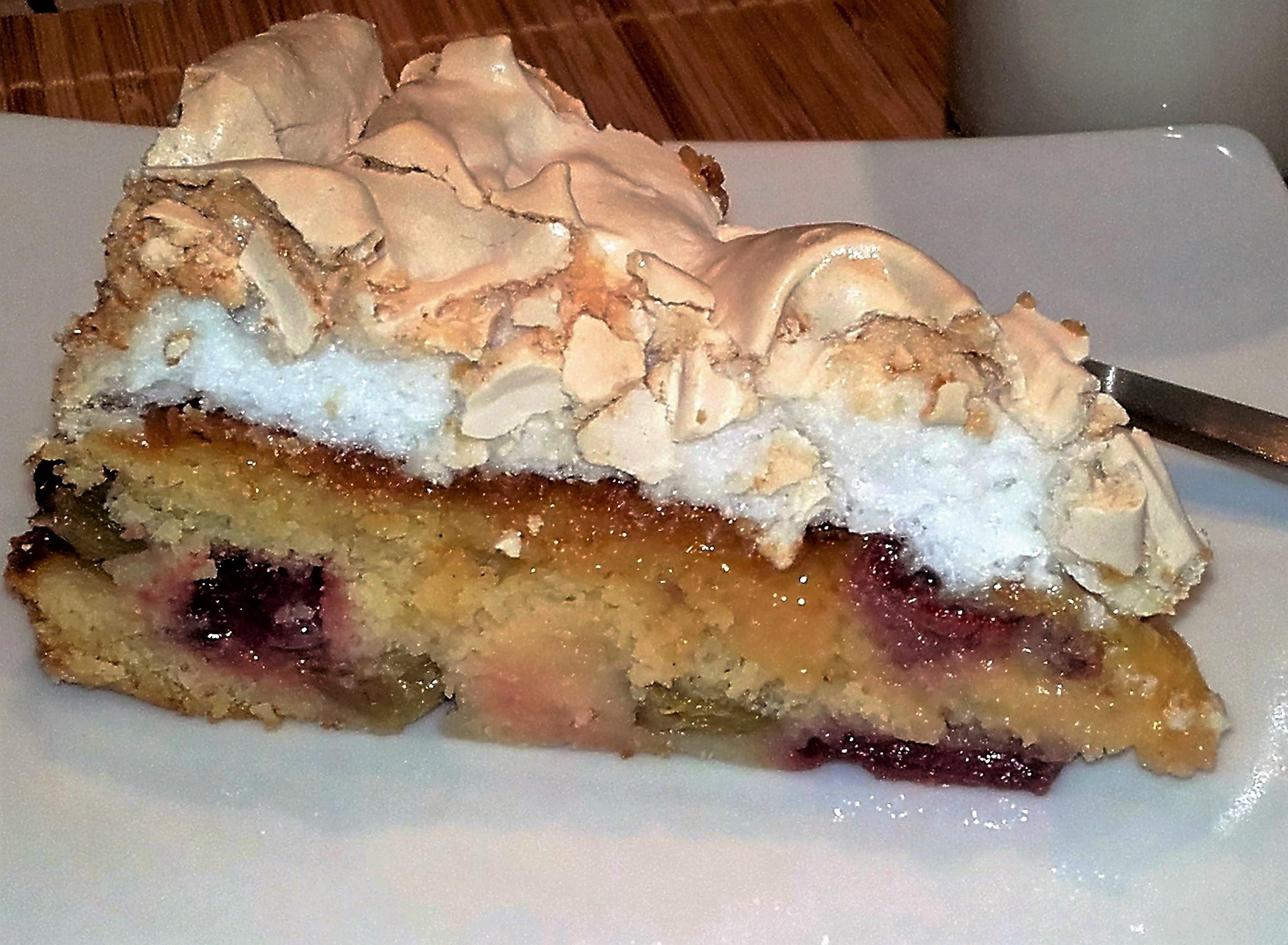 Erdbeer- Rhabarber- Kuchen mit Baiser - Rezept Durch Adefa