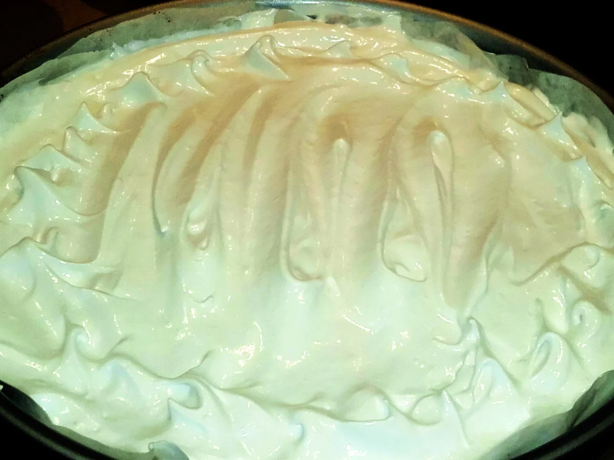 Rezept: Erdbeer- Rhabarber- Kuchen mit Baiser Bild Nr. 2473 Erdbeer- Rhabarber- Kuchen mit Baiser - Rezept - Bild Nr. 2473