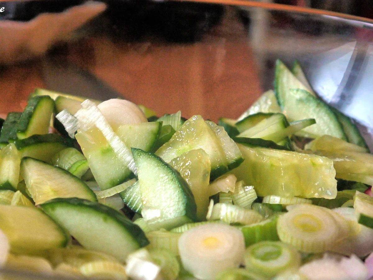 Rezept: Reissalat mit scharf marinierter Hähnchenbrust Bild Nr. 12 Reissalat mit scharf marinierter Hähnchenbrust - Rezept - Bild Nr. 12