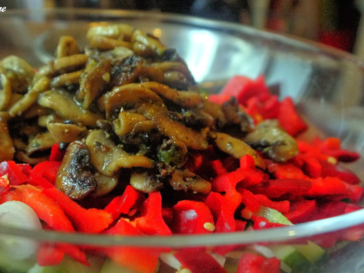 Rezept: Reissalat mit scharf marinierter Hähnchenbrust Bild Nr. 16 Reissalat mit scharf marinierter Hähnchenbrust - Rezept - Bild Nr. 16