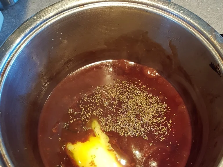 Rezept: Eine schnelle Sosse zu Lamm Bild Nr. 2485 Eine schnelle Sosse zu Lamm - Rezept - Bild Nr. 2485