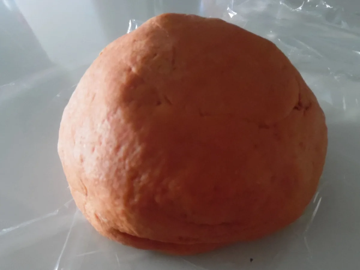 Jumbo-Ravioli "Caprese" mit Parmesan-Schaum und Serano-Chips - Rezept - Bild Nr. 2506