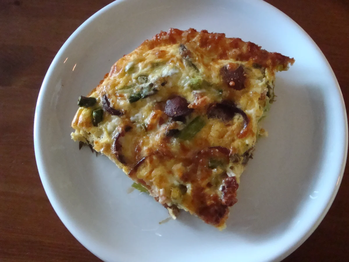 Quiche mit grünem Spargel-Sucuk-Schinken und Käse überbacken - Rezept - Bild Nr. 2515