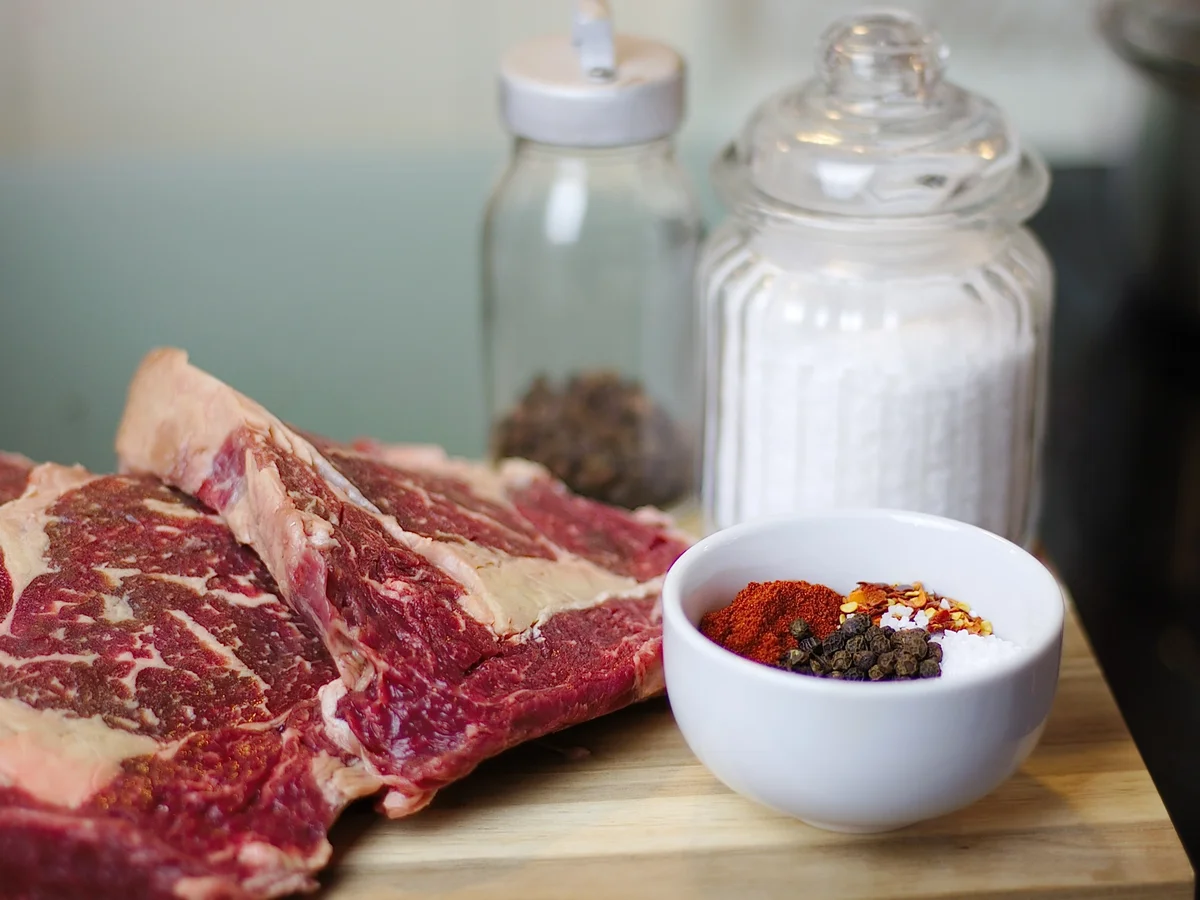 Rezept: Rip-Eye-Steak mit Espressomarinade Bild Nr. 2500 Rip-Eye-Steak mit Espressomarinade - Rezept - Bild Nr. 2500