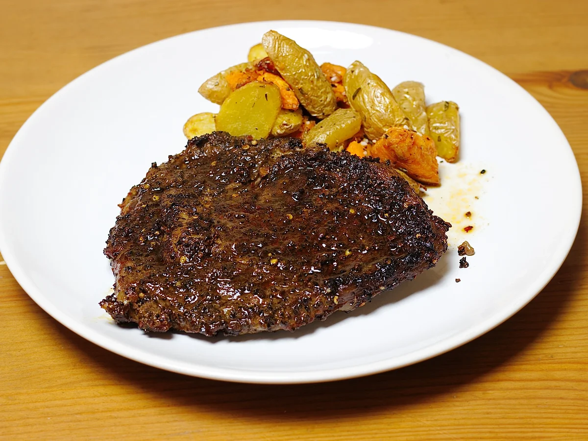 Rezept: Rip-Eye-Steak mit Espressomarinade Bild Nr. 2501 Rip-Eye-Steak mit Espressomarinade - Rezept - Bild Nr. 2501