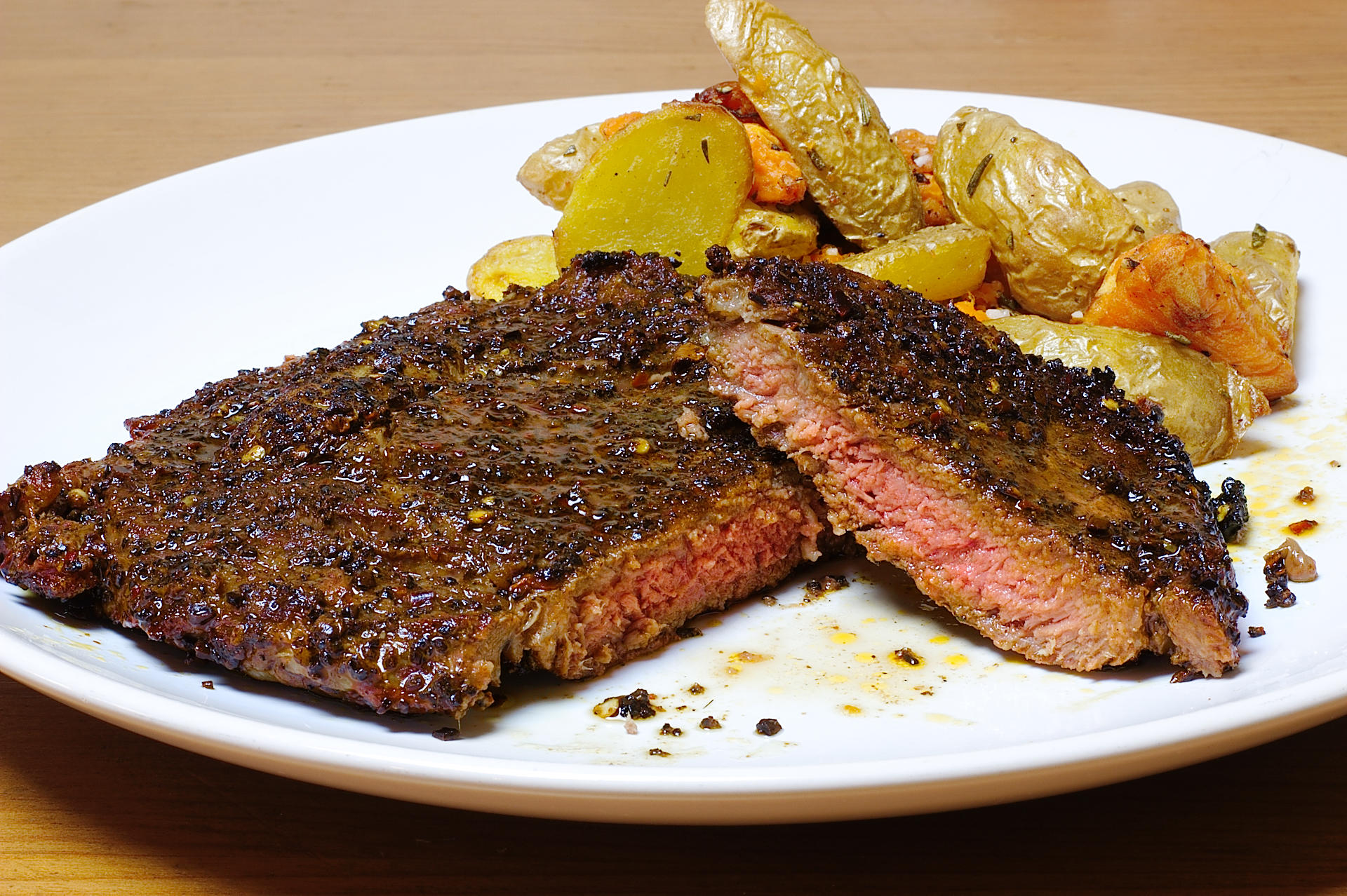 Bilder für Rip-Eye-Steak mit Espressomarinade - Rezept