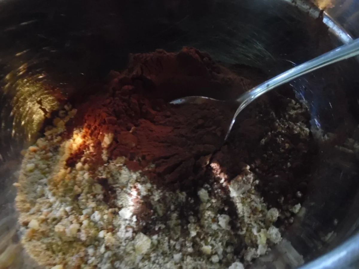 Rezept: Frischkäse-Kuchen mit Schoko-Tropfen und Keks-Boden Bild Nr. 2509 Frischkäse-Kuchen mit Schoko-Tropfen und Keks-Boden - Rezept - Bild Nr. 2509