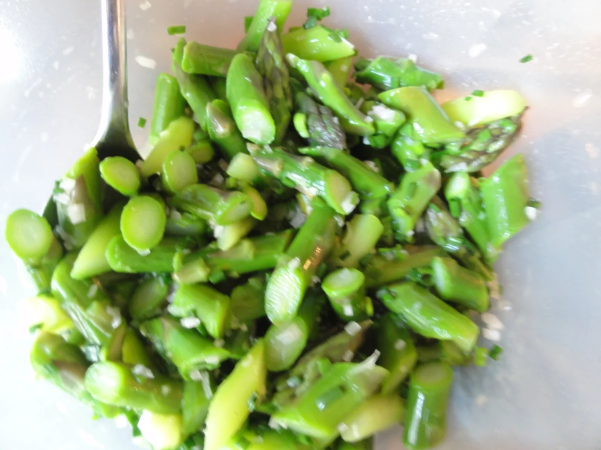 Salatbar:   SPARGEL ~ SALAT, grün - Rezept - Bild Nr. 2510