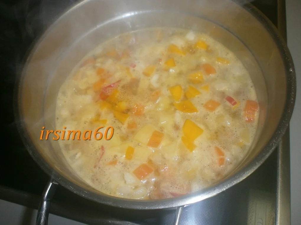 Rezept: Kürbis-Möhren-Suppe Bild Nr. 2511 Kürbis-Möhren-Suppe - Rezept - Bild Nr. 2511