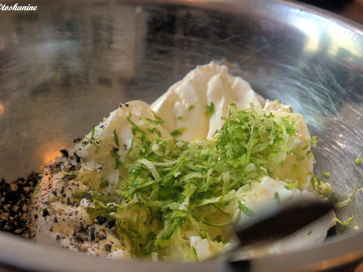 Bärlauchpfannkuchen mit Schmand-.Limetten-Dip - Rezept - Bild Nr. 2529