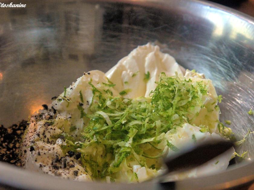 Bärlauchpfannkuchen mit Schmand- Limetten Dip - einfach - 393 kcal/100g