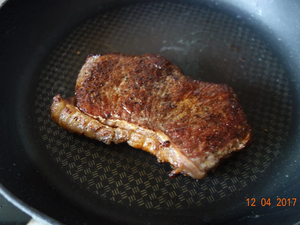 RUMPSTEAK - gestreichelt und ummäntelt ! - Rezept - Bild Nr. 2534