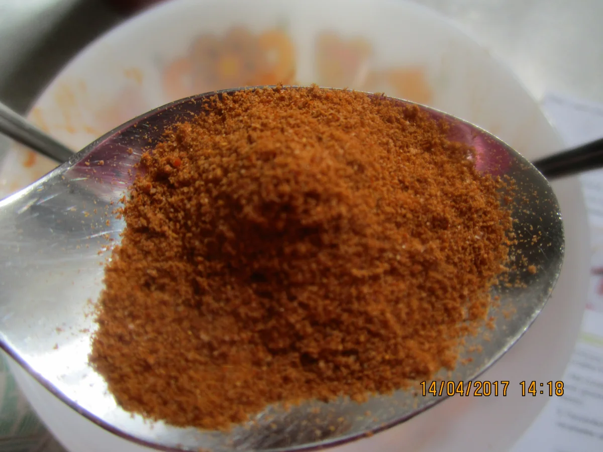 Cevapcici mit Djuvec-Reis und scharfen roten Zwiebeln - Rezept - Bild Nr. 2589