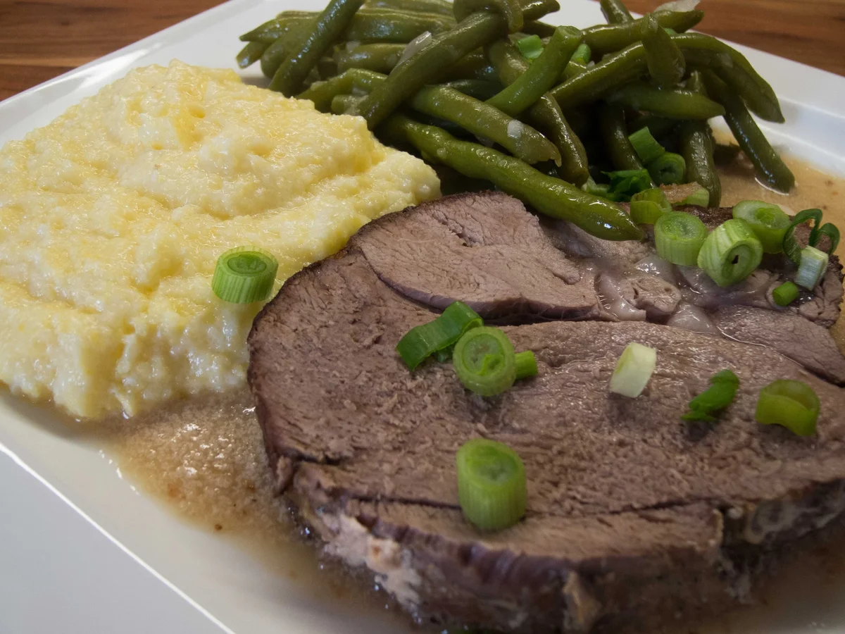 Ostern 2017: Lammkeule mit Polenta und Bohnen - Rezept - Bild Nr. 2668