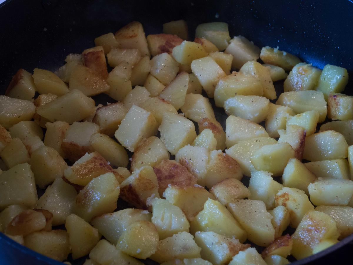 Ostern 2017: Lammkeule mit Polenta und Bohnen - Rezept - Bild Nr. 2676