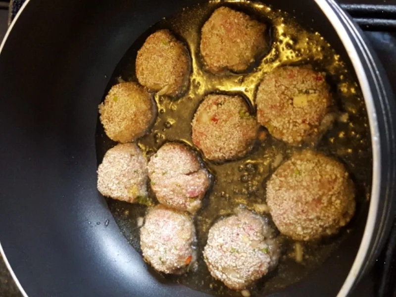 Rezept: Asiatische Mini-Buletten Bild Nr. 2604 Asiatische Mini-Buletten - Rezept - Bild Nr. 2604